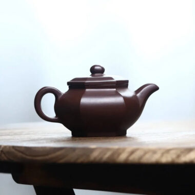 Full Handmade Yixing Zisha Teapot [Liufang Fanggu Pot ] (Lao Zi Ni – 180ml)
