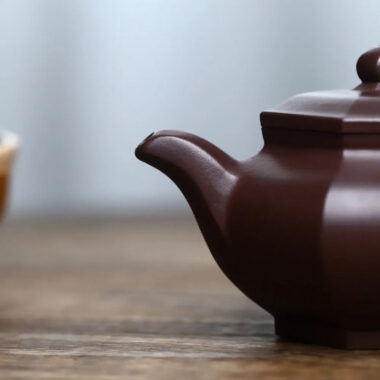 Full Handmade Yixing Zisha Teapot [Liufang Fanggu Pot ] (Lao Zi Ni – 180ml)