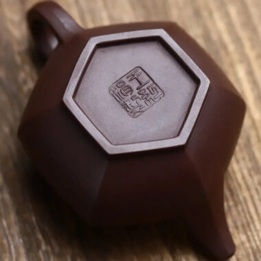 Full Handmade Yixing Zisha Teapot [Liufang Fanggu Pot ] (Lao Zi Ni – 180ml)