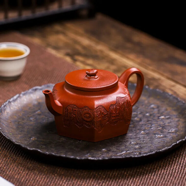 Full Handmade Yixing Zisha Teapot [Liufang Huan Yu] (Xiao Meiyao Zhu Ni – 200ml)