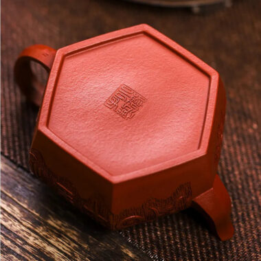 Full Handmade Yixing Zisha Teapot [Liufang Huan Yu] (Xiao Meiyao Zhu Ni – 200ml)