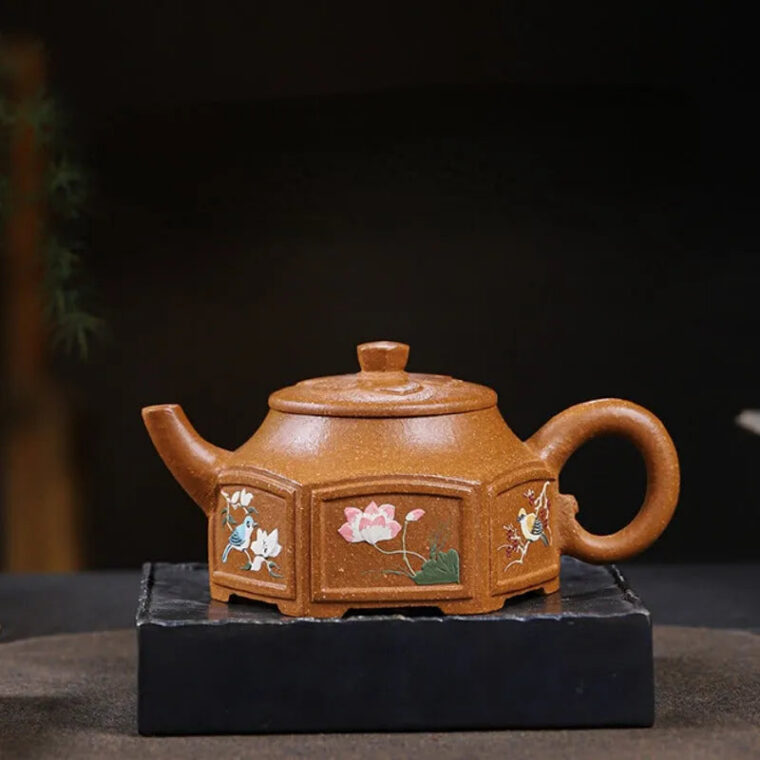 Full Handmade Yixing Zisha Teapot [Liufang Ling Hua] (Jin Jiang Po Ni – 320ml)
