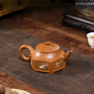 Full Handmade Yixing Zisha Teapot [Liufang Ling Hua] (Jin Jiang Po Ni – 320ml)