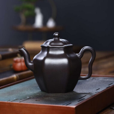 Full Handmade Yixing Zisha Teapot [Liufang Shen Deng Pot] (Shi Huang – 260ml)