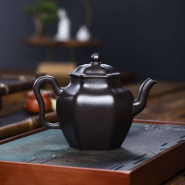 Full Handmade Yixing Zisha Teapot [Liufang Shen Deng Pot] (Shi Huang – 260ml)