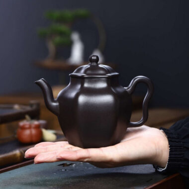 Full Handmade Yixing Zisha Teapot [Liufang Shen Deng Pot] (Shi Huang – 260ml)