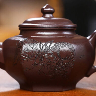 Full Handmade Yixing Zisha Teapot [Liufang Xiao Ying Pot] (Zi Ni – 280ml)