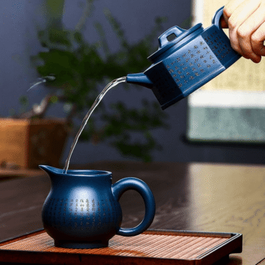 Full Handmade Yixing Zisha Teapot [Liufang Xin Lan] 1 Pot 5 Cups Set (Tian Qing Ni – 230ml)