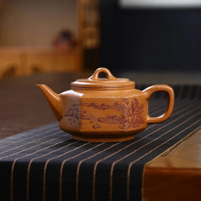 Full Handmade Yixing Zisha Teapot [Liufang Ya Yun Pot] (Wucai Lao Duan Ni – 280ml)