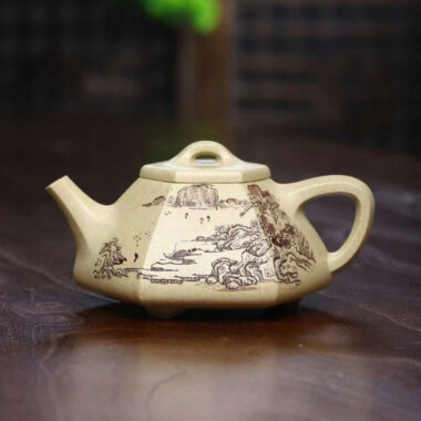 Full Handmade Yixing Zisha Teapot [Liufang Ziye Shi Piao Pot] (Bensan Lu Ni – 300ml)