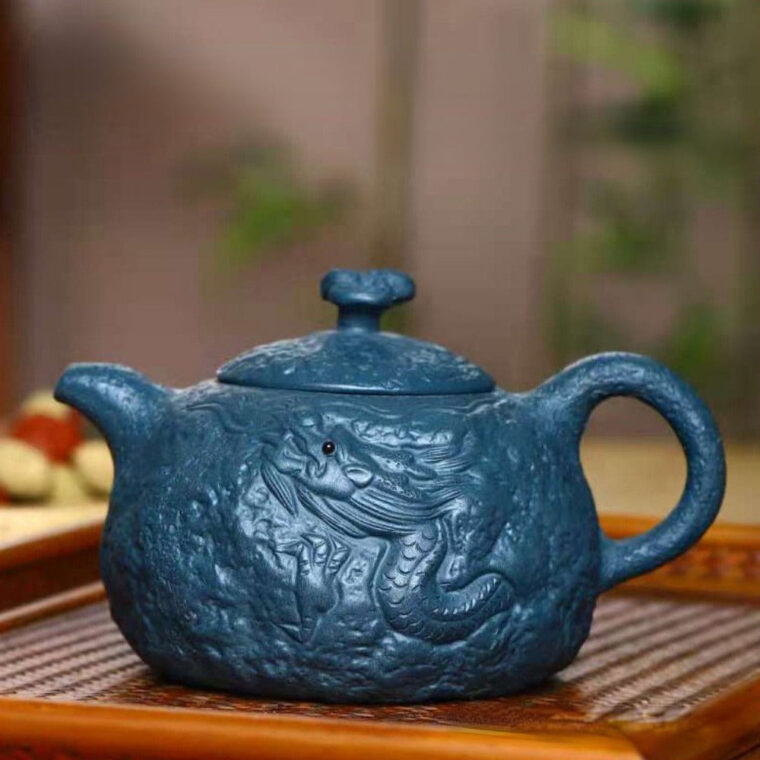 Full Handmade Yixing Zisha Teapot [Long Gong Chun Pot] (Tian Qing Ni – 320ml)