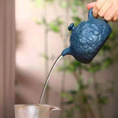 Full Handmade Yixing Zisha Teapot [Long Gong Chun Pot] (Tian Qing Ni – 320ml)