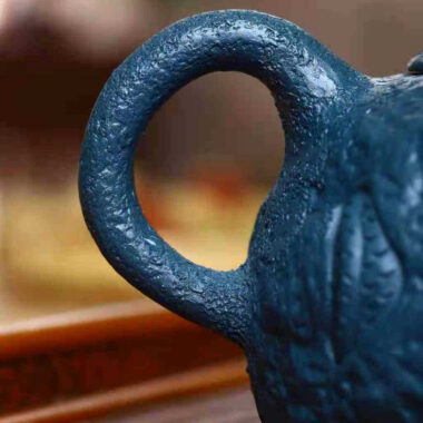 Full Handmade Yixing Zisha Teapot [Long Gong Chun Pot] (Tian Qing Ni – 320ml)