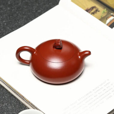 Full Handmade Yixing Zisha Teapot [Lotus Pod Half Moon Pot] (Dahongpao – 170ml)