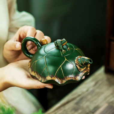 Full Handmade Yixing Zisha Teapot [Lu Yi Angran] (Douqing Sha – 300ml)