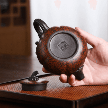 Full Handmade Yixing Zisha Teapot [Luxury Pumpkin] (Jiao Ni – 350ml)