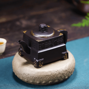 Full Handmade Yixing Zisha Teapot [Megatron] (Shi Huang – 380ml)
