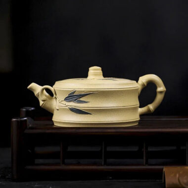 Full Handmade Yixing Zisha Teapot [Mei Zhu Shuang Qing] (Bensan Lu Ni – 230ml)