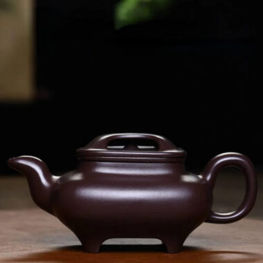 Full Handmade Yixing Zisha Teapot [Niu Gai Chuan Lu Pot] (Lao Zi Ni – 380ml)