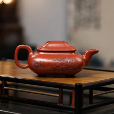 Full Handmade Yixing Zisha Teapot [Niu Gai Chuan Lu Pot] (Xiao Meiyao Zhu Ni – 250ml)