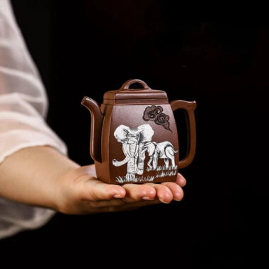 Full Handmade Yixing Zisha Teapot [Peace] (Ge Zi Ni – 130ml)