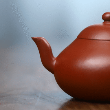 Full Handmade Yixing Zisha Teapot [Pear Pot] (Zhu Ni – 150ml)
