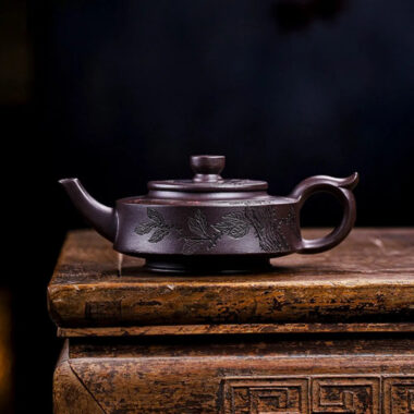 Full Handmade Yixing Zisha Teapot [Piao Hua Zhou Pan] (Lao Zi Ni – 420ml)