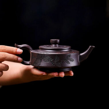 Full Handmade Yixing Zisha Teapot [Piao Hua Zhou Pan] (Lao Zi Ni – 420ml)