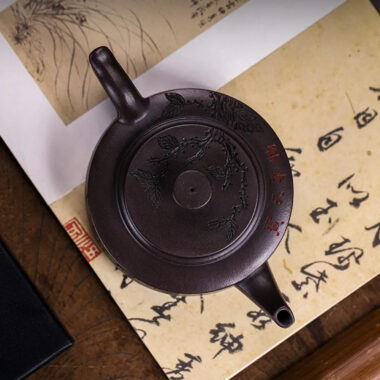 Full Handmade Yixing Zisha Teapot [Piao Hua Zhou Pan] (Lao Zi Ni – 420ml)