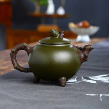 Full Handmade Yixing Zisha Teapot [Pine Cone Pot] (Mo Lu Ni – 380ml)