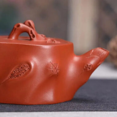 Full Handmade Yixing Zisha Teapot [Plum Tree Trunk Pot] (Zhu Ni – 250ml)