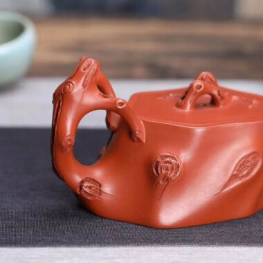 Full Handmade Yixing Zisha Teapot [Plum Tree Trunk Pot] (Zhu Ni – 250ml)