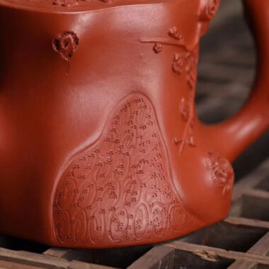 Full Handmade Yixing Zisha Teapot [Plum Tree Trunk Pot] (Zhu Ni – 300ml)