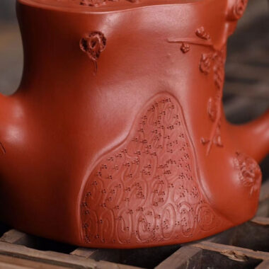 Full Handmade Yixing Zisha Teapot [Plum Tree Trunk Pot] (Zhu Ni – 300ml)