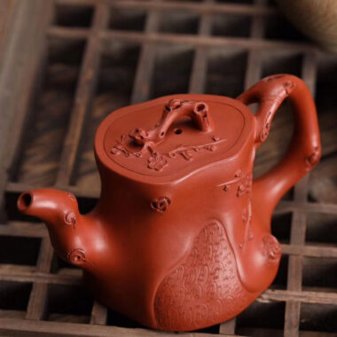 Full Handmade Yixing Zisha Teapot [Plum Tree Trunk Pot] (Zhu Ni – 300ml)
