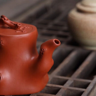 Full Handmade Yixing Zisha Teapot [Plum Tree Trunk Pot] (Zhu Ni – 300ml)