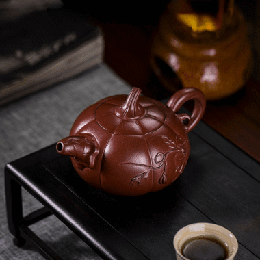 Full Handmade Yixing Zisha Teapot [Pumpkin] (Zi Ni – 380ml)