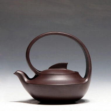 Full Handmade Yixing Zisha Teapot [Qu Hu Tiliang Pot] (Lao Zi Ni – 235/320ml)