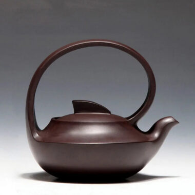 Full Handmade Yixing Zisha Teapot [Qu Hu Tiliang Pot] (Lao Zi Ni – 235/320ml)