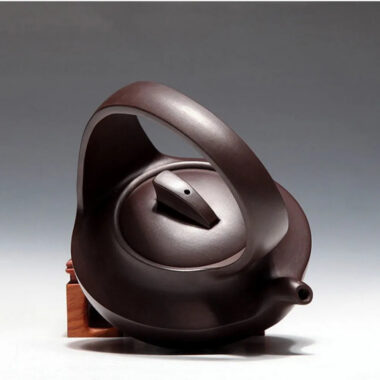 Full Handmade Yixing Zisha Teapot [Qu Hu Tiliang Pot] (Lao Zi Ni – 235/320ml)