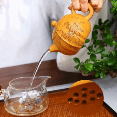 Full Handmade Yixing Zisha Teapot [Rose Xishi] (Xiehuang Duan – 245ml)