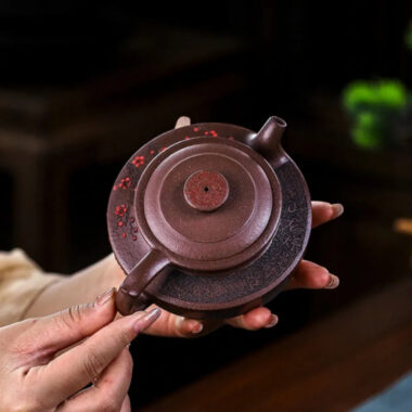 Full Handmade Yixing Zisha Teapot [Ruyi Jin Mei] (Ziyu Jin Sha – 200ml)