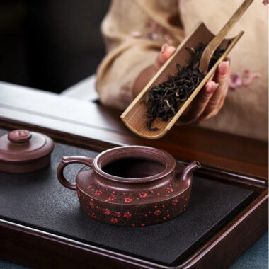 Full Handmade Yixing Zisha Teapot [Ruyi Jin Mei] (Ziyu Jin Sha – 200ml)