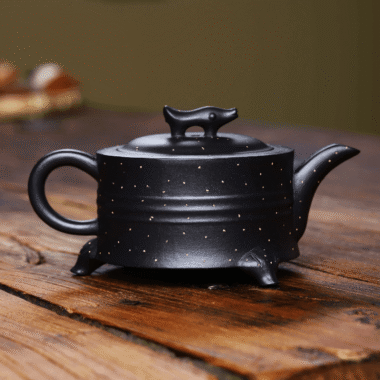 Full Handmade Yixing Zisha Teapot [San Zu Lu Ding] (Shi Huang – 220ml)