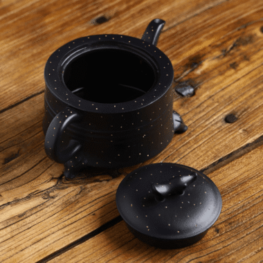 Full Handmade Yixing Zisha Teapot [San Zu Lu Ding] (Shi Huang – 220ml)