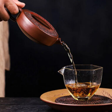 Full Handmade Yixing Zisha Teapot [Shang Shan Ruo Shui] (Di Cao Qing – 160ml)