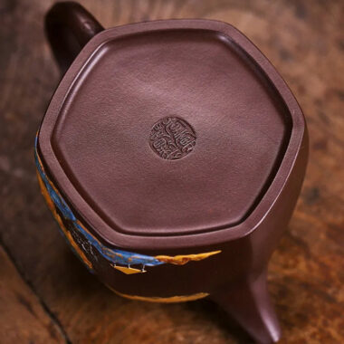 Full Handmade Yixing Zisha Teapot [Shanshui Qin Quan] (Lao Zi Ni – 420ml)