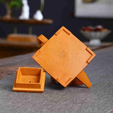 Full Handmade Yixing Zisha Teapot [Sheng Fang Pot] (Wucai Lao Duan Ni – 300ml)