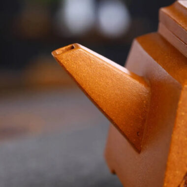 Full Handmade Yixing Zisha Teapot [Sheng Fang Pot] (Wucai Lao Duan Ni – 300ml)