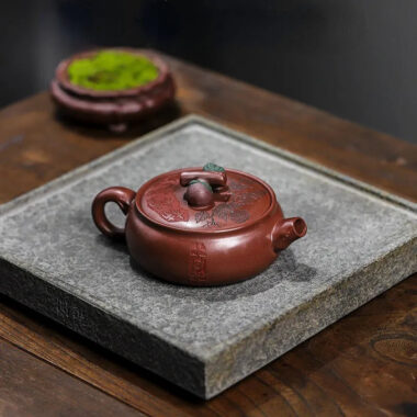 Full Handmade Yixing Zisha Teapot [Shi Shi Ruyi] (Di Cao Qing – 200ml)